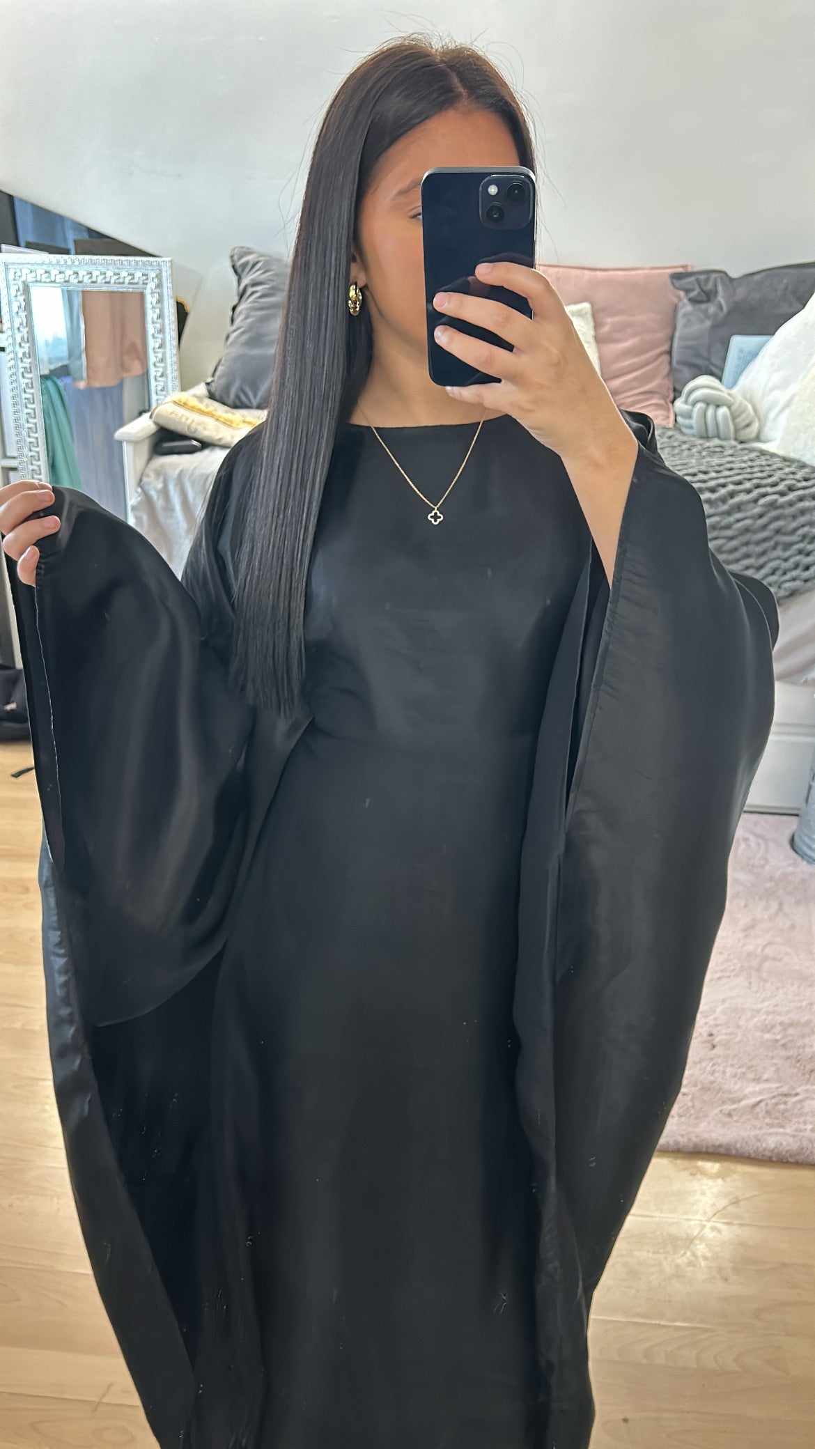 Robe Clara